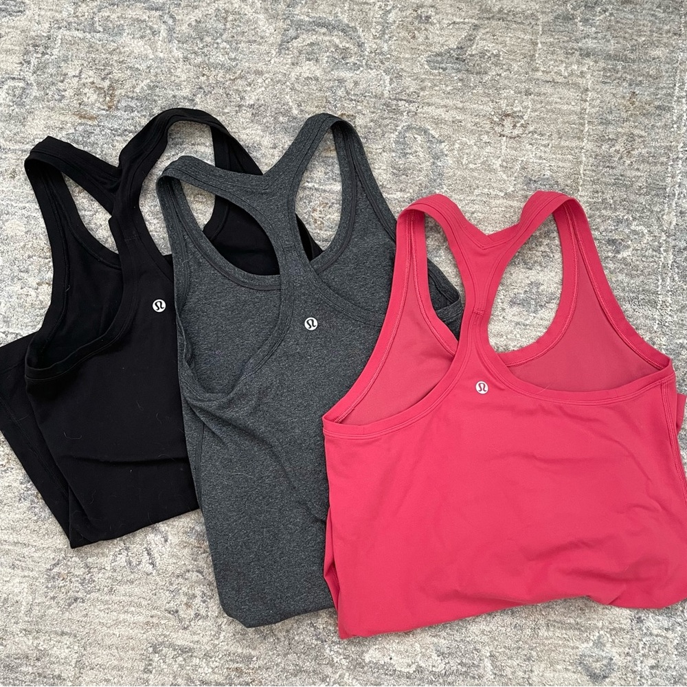 LuLu Lemon Workout Tank Set of 3 – Size 4